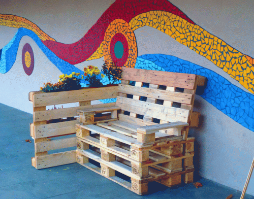 Pallettenbank mit Lehne